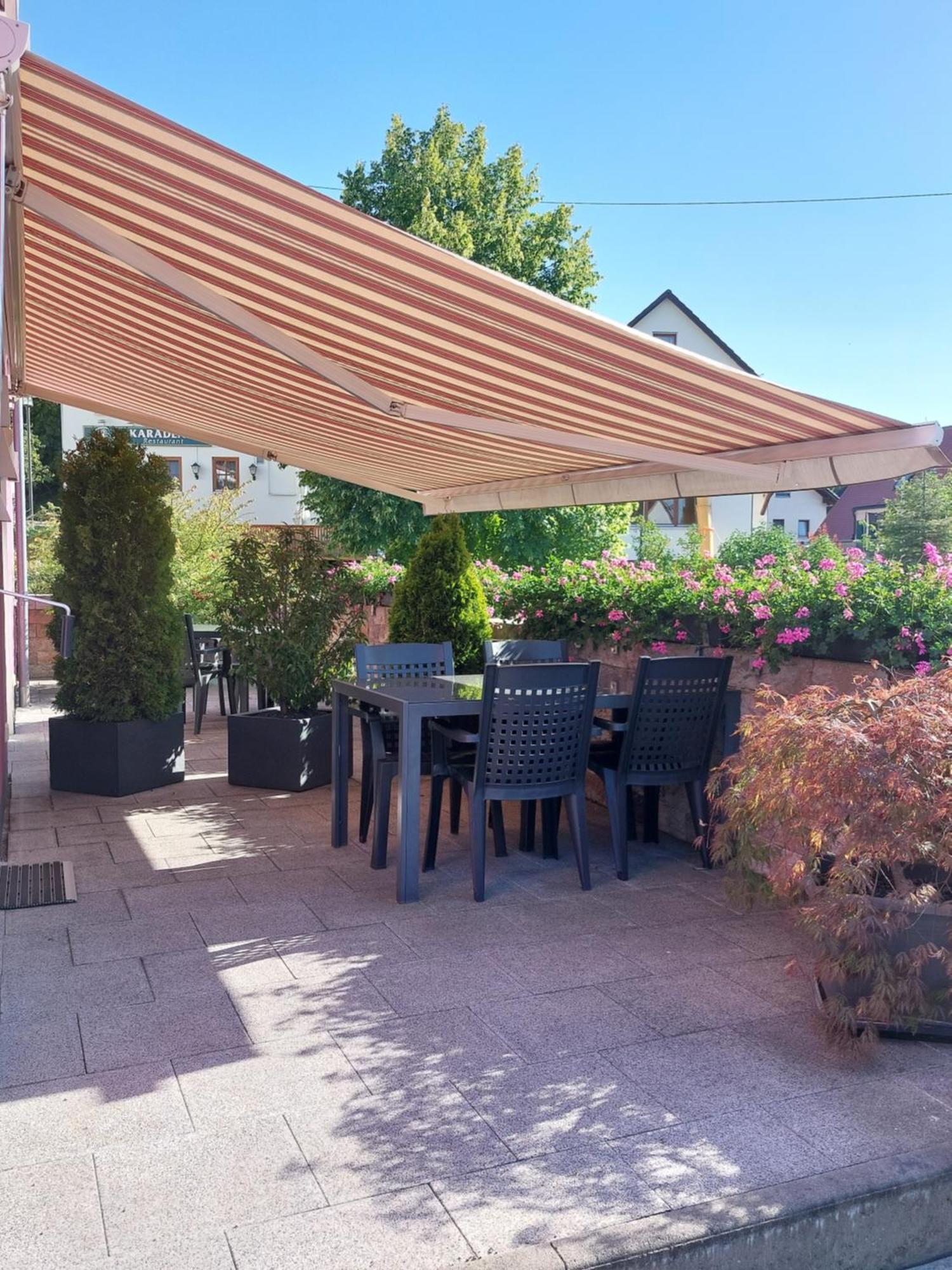 Pension Am Kirchberg Wehringen エクステリア 写真