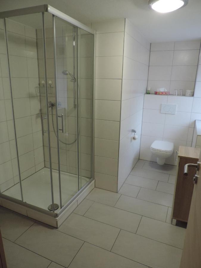 Pension Am Kirchberg Wehringen エクステリア 写真