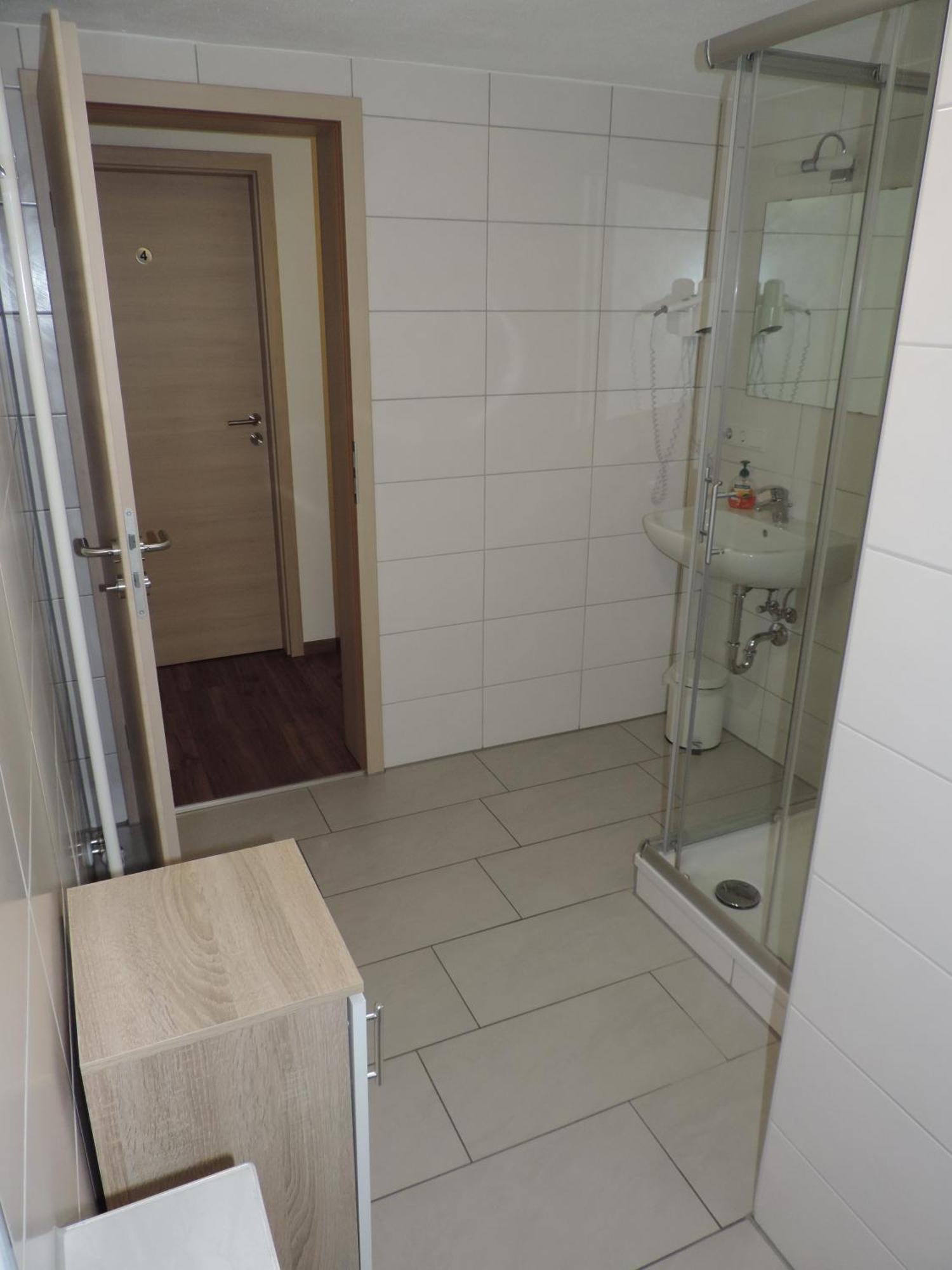 Pension Am Kirchberg Wehringen エクステリア 写真